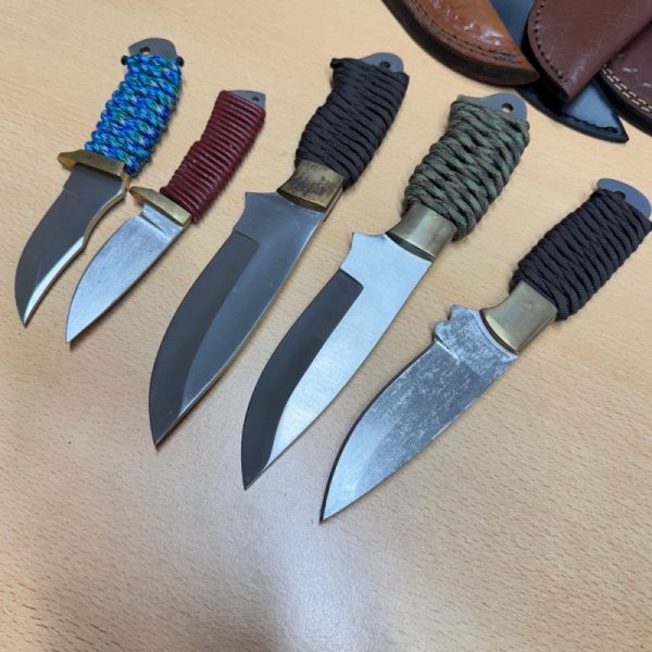 Five Paracord handled knives - Image 4