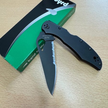 4528 a Spyderco Byrd CaraCara 2