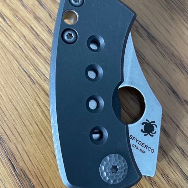 SPYDERCO MCBEE FOLDING KNIFE - Image 3