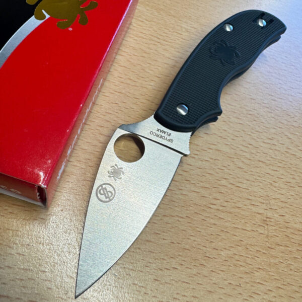 The Spyderco Urban Slipit C127PGR Elmax - Image 4