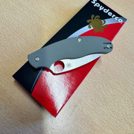 4727 a Spyderco UK Pen Knife C94PFG