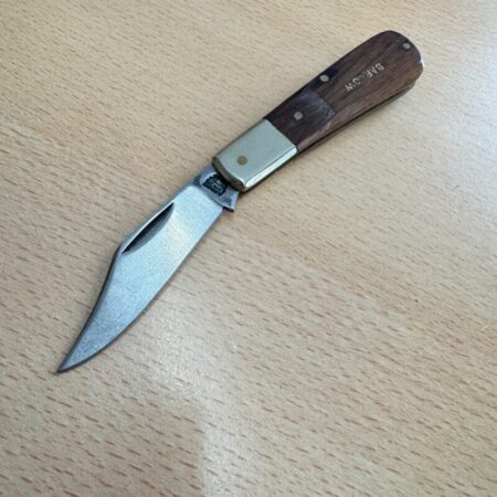 A Wright Barlow Clip point