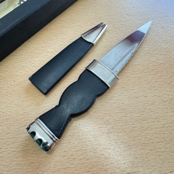 Sgian Dubh Green Stone - Image 3