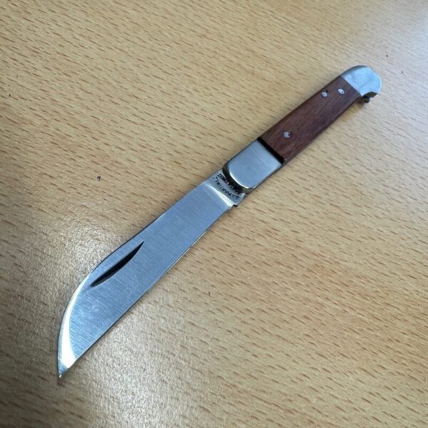 Martinez Santa Cruz folder