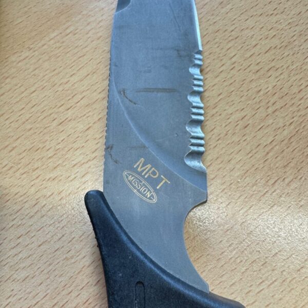 Mission Knives MPT Used - Image 2