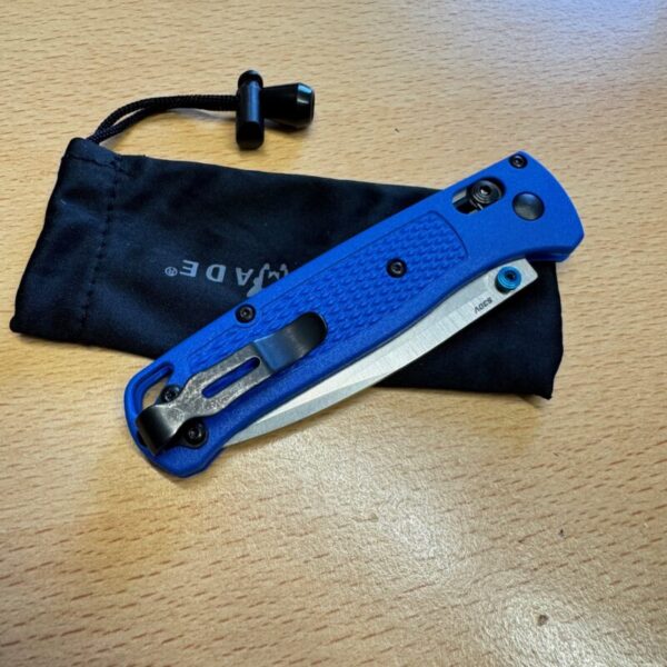 Benchmade Bugout 535 Blue - Image 4