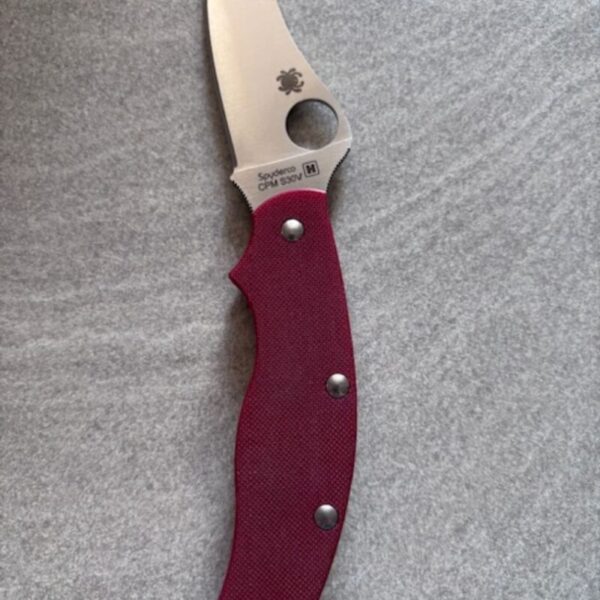 Spyderco UK Penknife Drop Point Heinnie® Edition - Image 6