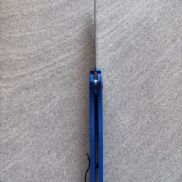 Benchmade Bugout 535 Blue Folding Knife - Image 2