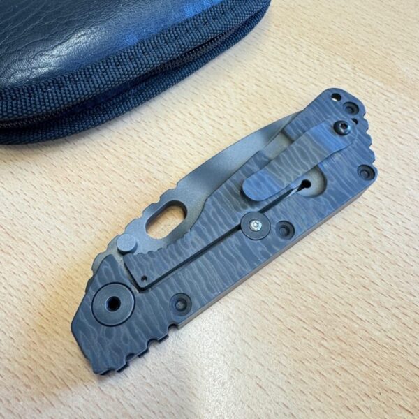 Strider SMF framelock folder - Image 3