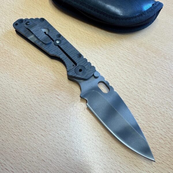 Strider SMF framelock folder - Image 2