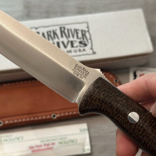 Bark River Knives Bravo 1.25 - CPM 3V - Tan Burlap Micarta Handle (grey liner) - Image 2