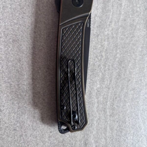 QSP Knife Osprey QS139-D2 Textured Brass, Blackwashed, pocket knife - Image 2