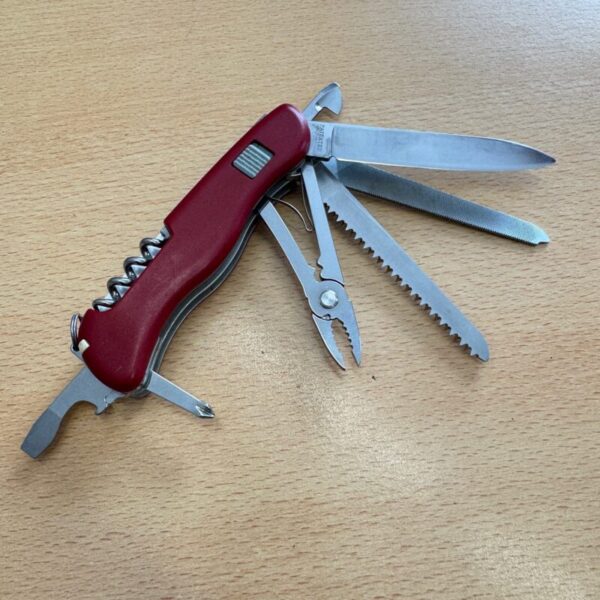 Victorinox Workchamp Multi Tool - Image 2