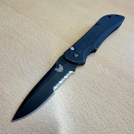 Benchmade Stryker (Automatic Spring Removed)