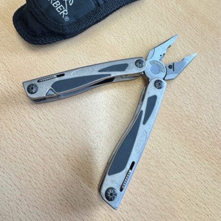 Gerber Legend 800 MultiTool