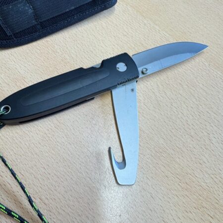 Buck 0180-D1 180 Crosslock Hunter